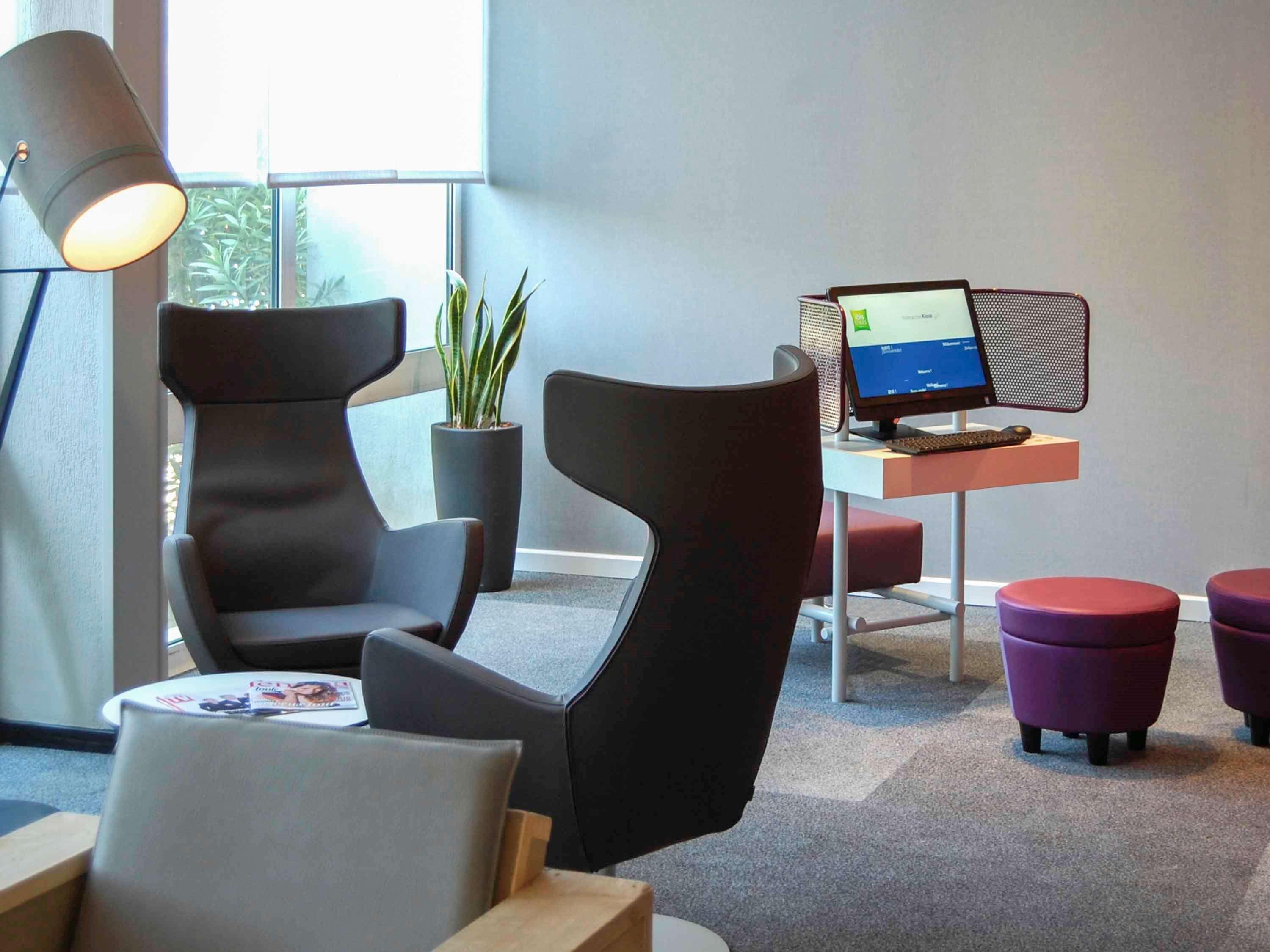 Ibis Styles Marseille Aeroport Hotel Vitrolles  Eksteriør billede