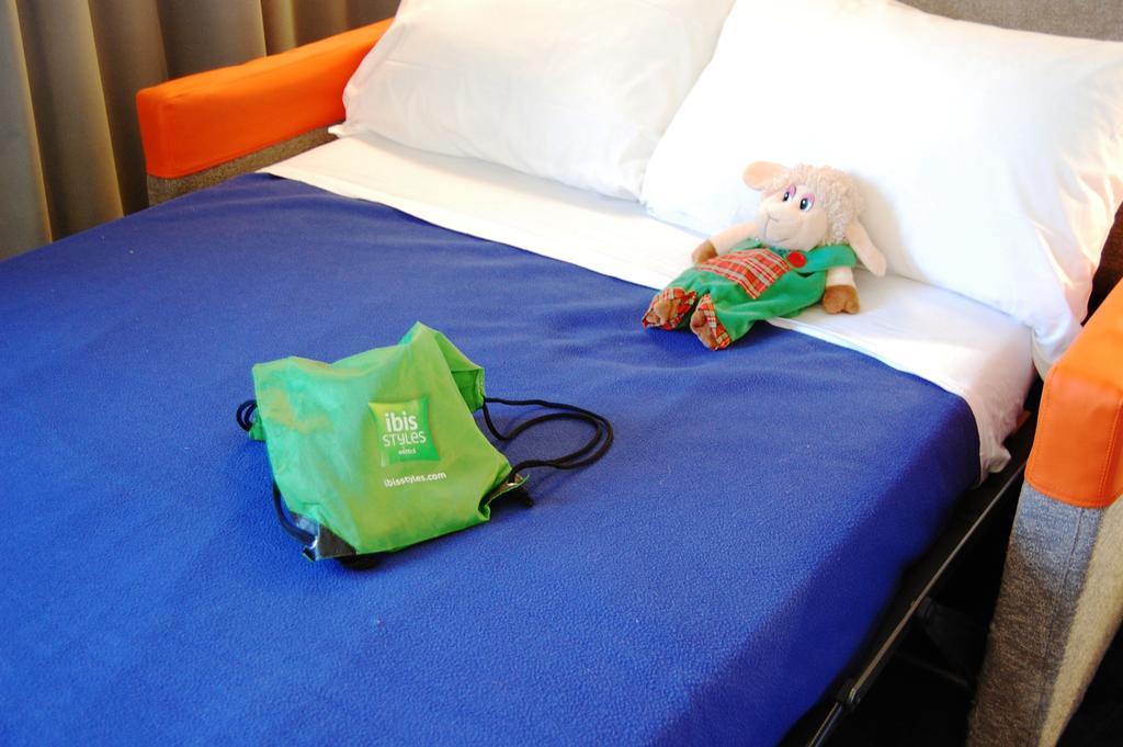 Ibis Styles Marseille Aeroport Hotel Vitrolles  Eksteriør billede