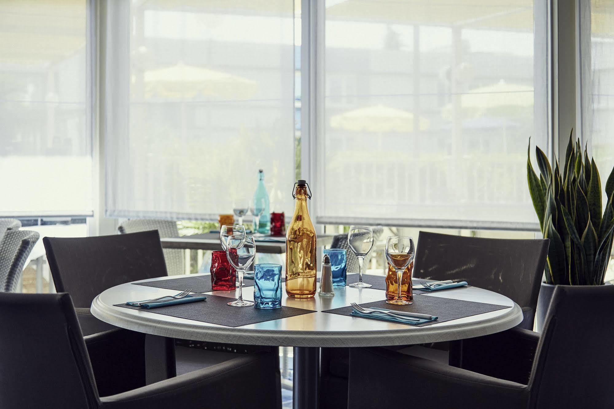 Ibis Styles Marseille Aeroport Hotel Vitrolles  Eksteriør billede